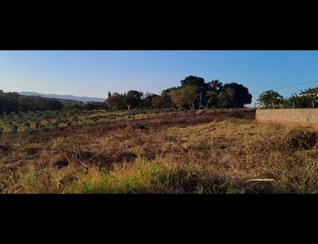 LAND FOR SALE IN RIVERSIDE ESTATE